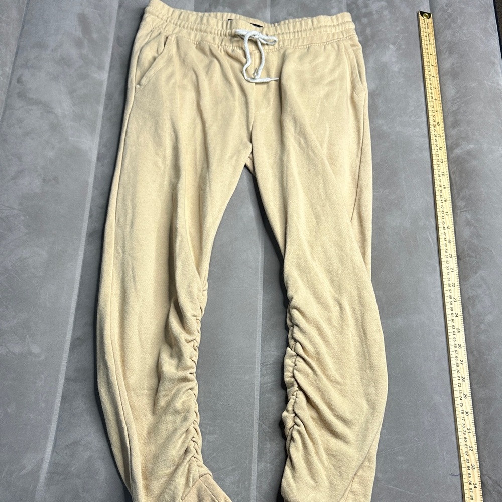 Brooklyn Cloth Mfg. Co Beige Ruched Jogger Pants size small